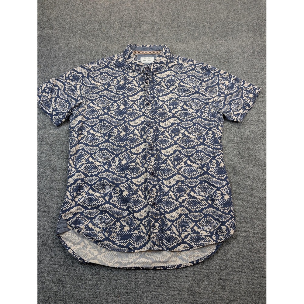 Sunrise Kingdom Shirt Mens Medium Blue Beige Short Sleeve Button Front Print‎